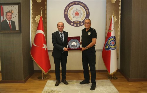 Elazığ Vali Yardımcılığı görevinden Hakkari Vali Yardımcılığı görevine atanan Sn Recep GÜNDÜZ İl Emniyet Müdürlüğümüze veda ziyaretinde bulunmuşlardır